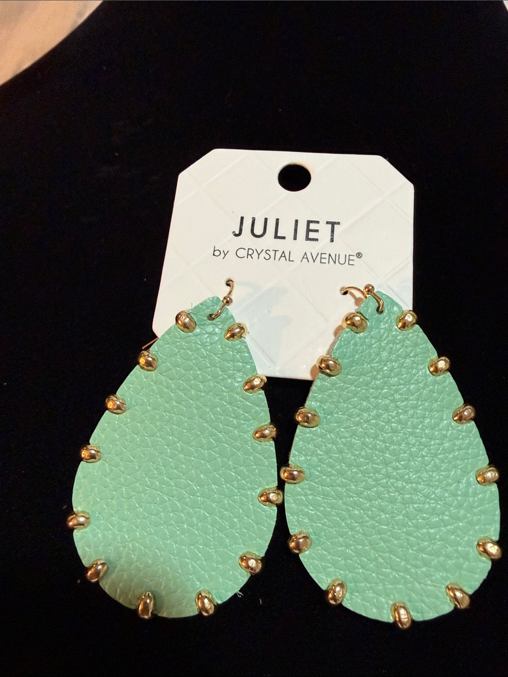 NWT Juliet Mint Green Teardrop Leather Earrings with Gold Accents 2.5”